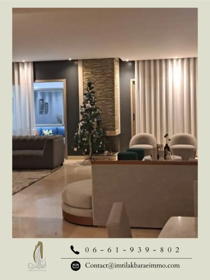 À Vendre : Villa en bande avec jardin et piscine – Prestigia Bouskoura